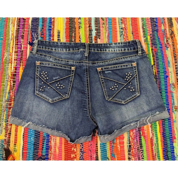 Red Camel Women's Jr 15 Distressed Shorts Denim Jean Cuffed Embroidered Blue EUC - Picture 2 of 10